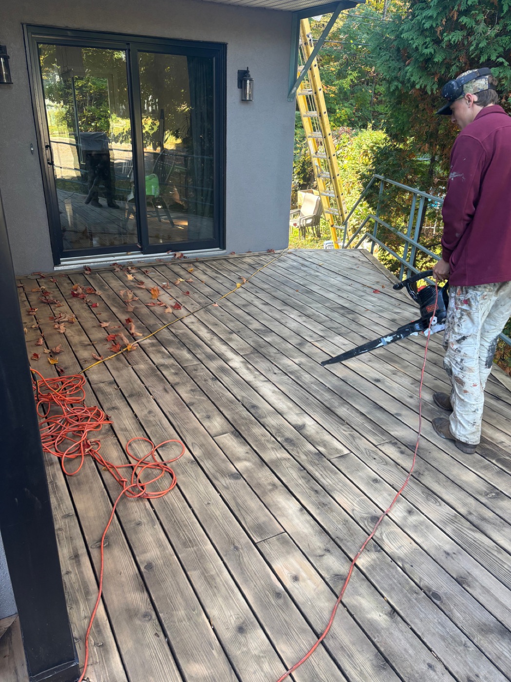 Terrasse de bois — avant la peinture